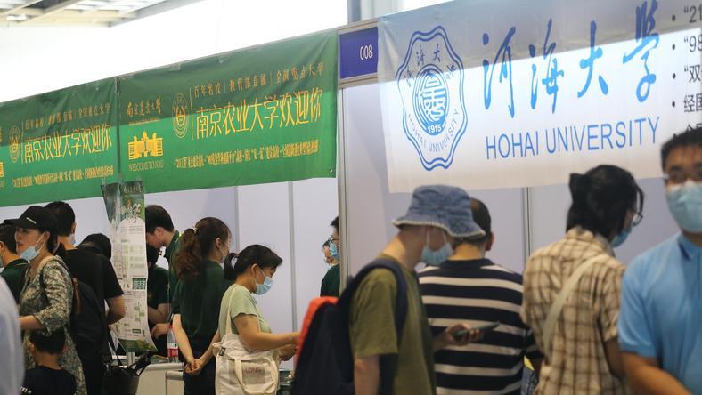 未来,探校视频会成为引流工具还是考生帮手?